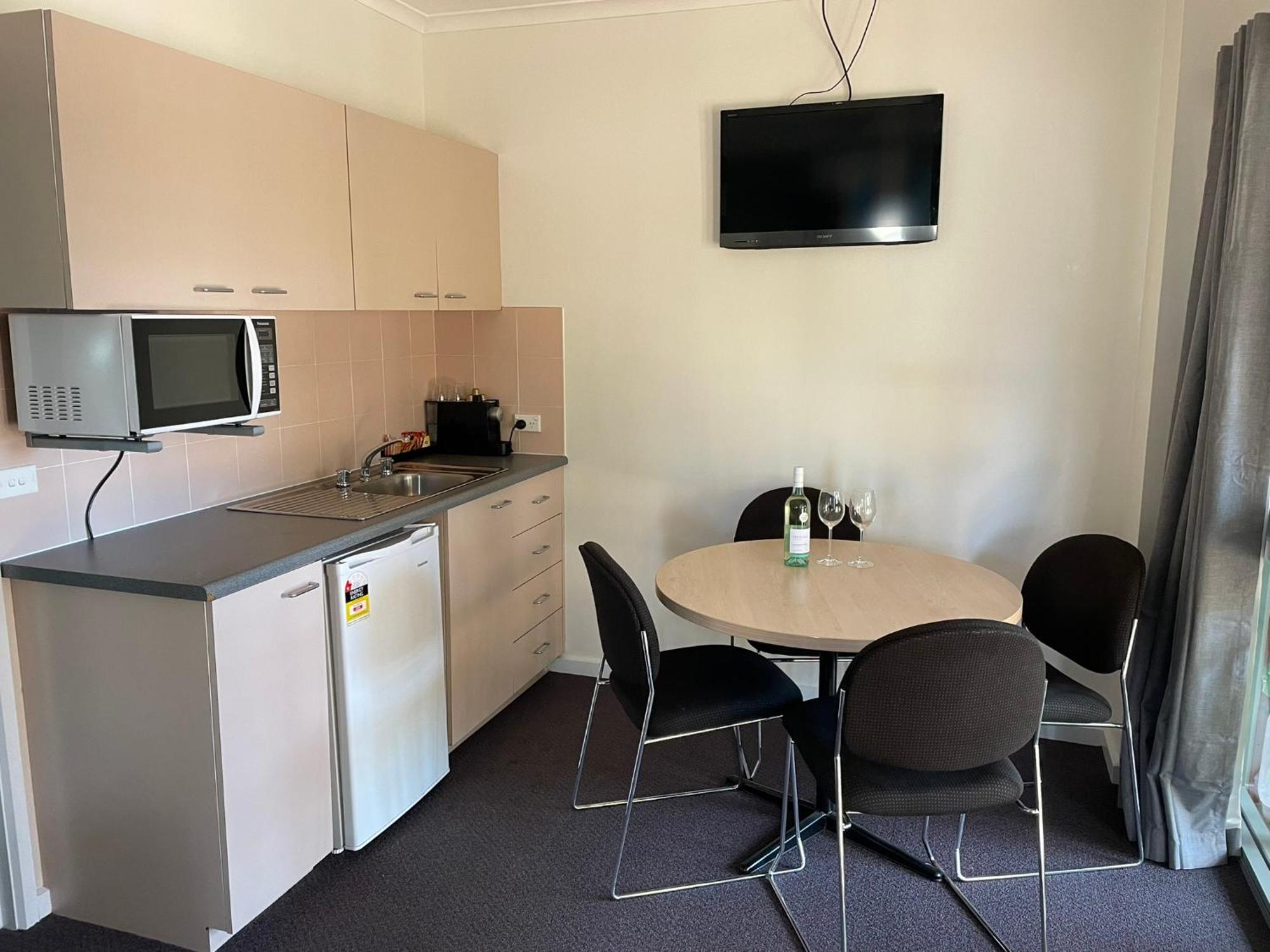 Adventist Alpine Village Jindabyne Exterior photo