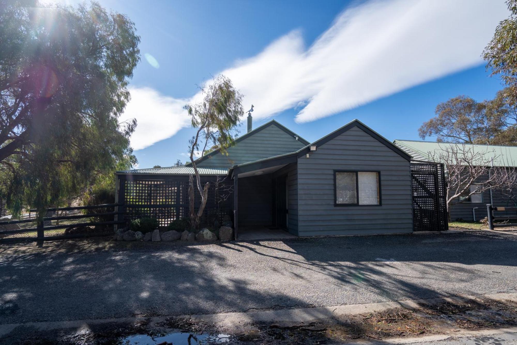 Adventist Alpine Village Jindabyne Exterior photo
